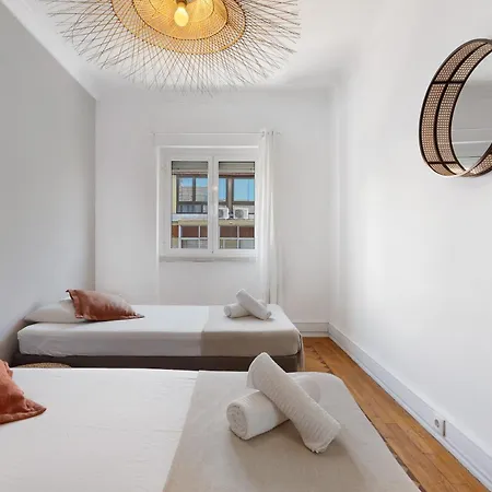 Apartamento Para Familia E Amigos * Лісабон